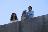 Scorpion – Toby muss über ein ehemaliges Mitglied von Scorpion aussagen, während Paige (Katharine McPhee, l.) und Walter (Elyes Gabel, r.) mal wieder den Stand ihrer Beziehung austarieren müssen ...