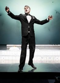 Starke Stücke: Macbeth – Jens Harzer in „Macbeth“ am Schauspielhaus Bochum.