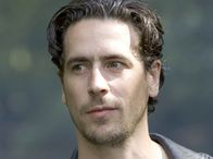 Mankells Wallander – ARD MANKELLS WALLANDER - DER UNSICHTBARE GEGNER (mastermind), Schweden/Deutschland 2005, Regie Peter Flinth Uhr im Ersten. Kommissar Stefan Lindman (Ola Rapace).