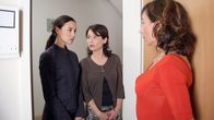 Geld.Macht.Liebe – (v.li.) Milena Karas (Grace Chang), Anke Sevenich (Susanne Chang), Andrea Eckert (Christine Kabisch).