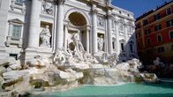 Traumweekend – Sasa Schwarzjirg in Rom, Trevi Brunnen.