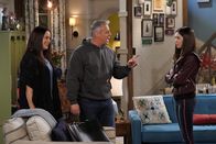 Man with a Plan – (v.l.n.r.) Andi Burns (Liza Snyder); Adam Burns (Matt LeBlanc); Kate Burns (Grace Kaufman)