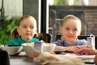 Single Parents – L-R: Amy Fogerty (Ella Allan) and Emma Fogerty (Mia Allan)