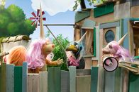 Rudis Rasselbande – Wer ist hier das Super-Einhorn? Natürlich die mit dem längsten Horn also Ella (Anna Menzel). Ob Rudi (Lennart Morgenstern) und Lina (Franziska Rattay) damit einverstanden sind?