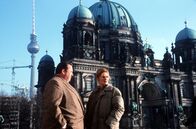 Der Bulle von Tölz – Ottfried Fischer (Benno Berghammer), Corinna Nilson (Dr. Beatrice Schinkel).
