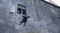 Die glorreichen 10 – Einer der folgenreichsten Abstürze der Geschichte: 1618 werden zwei Magistrate aus einem Fenster in Prag gestürzt. Es ist der Auslöser des Dreißigjährigen Krieges.