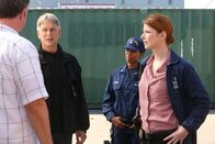 Navy CIS – Mark Harmon (Leroy Jethro Gibbs), Diane Neal (CGIS Agent Abigail Borin)
