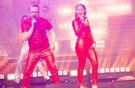 Die Carolin-Kebekus-Show – Moderatorin Carolin Kebekus mit Ross Antony.