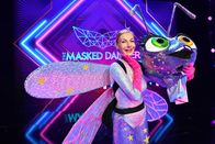 The Masked Dancer – Enthüllt: Ute Lemper ist DAS GLÜHWÜRMCHEN