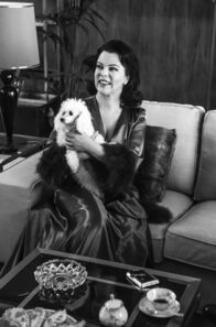 Arde Madrid – Ava Gardner (Debi Mazar)