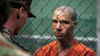 Der Mauretanier – Unschuldig in Guantanamo: Mohamedou Ould Slahi (Tahar Rahim) wird ohne formelle Anklage im Internierungslager festgehalten.