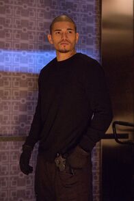 The Strain – Wird es Gus (Miguel Gomez) und seinen Verbündeten gelingen, einen wichtigen Schachspieler des Meisters außer Gefecht zu setzen?