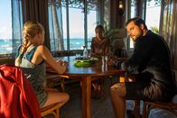 Die Inselärztin – Sarah Warth (Isabelle), Inez Bjørg David (Jenny), Tobias Licht (Daniel).