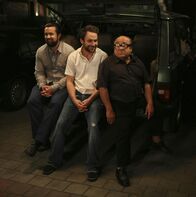 It's Always Sunny in Philadelphia – v.li.: Mac (Rob McElhenney), Charlie Kelly (Charlie Day), Frank Reynolds (Danny Devito)