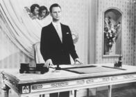Der 42. Himmel – Der 42. Himmel Das erste Mal: Walter Roderer als Wendelin Pfannenstil