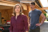 Der Bergdoktor – Lene Egger (Laura Lippmann) kämpft um ihre Ehe mit Dominik Antal (Florian Maria Sumerauer).
