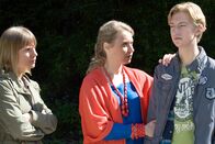 SOKO Kitzbühel – (v.li.) Kristina Sprenger (Karin Kofler), Beatrix Brunschko (Ingrid Lindner), Jonathan Dümcke (Christian Lindner).