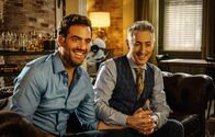 Instinct - Auf Mörderjagd – l-r: Andy (Daniel Ings), Dr. Dylan Reinhart (Alan Cumming)