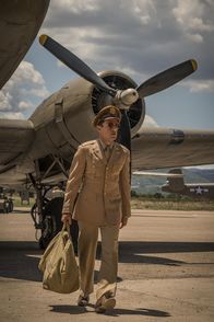 Catch-22 – Yossarian (Christopher Abbott)