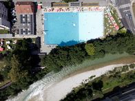 Heimatleuchten – Die Schwimmschule von oben