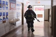 Chicago Fire – Die Schule wird geräumt: Alberto Rosende als Gallo