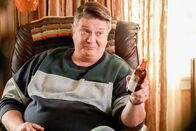 Young Sheldon – Lance Barber (George Cooper Sr.).