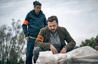 Sacha – Bei ihren Ermittlungen machen Jasna Shaqiri (Karine Guignard) und Thomas Hoffman (Thibaut Evrard) Entdeckungen über die Vergangenheit der Staatsanwältin.