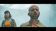 3 Hz – Mel (Elise Bauwens) und Marco (Gunther Lesage) sind misstrauisch