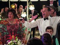 My Big Fat Greek Wedding 2 – Maria (Lainie Kazan, l.)