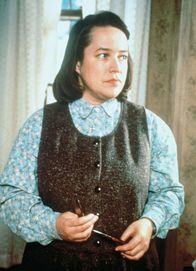Misery – Walküre: Kathy Bates als Annie Wilkes