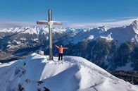 Expedition in die Heimat – Gipfelkreuz im Skigebiet Golm