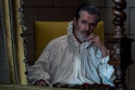 The Serpent Queen – Heiliger Römischer Kaiser Karl V (Rupert Everett)