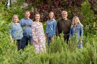 Garten und lecker – v.l. Ursula Altmoos, Frank FrÃ¶hlich, Nabila Pelz, Caroline Schulte-Bisping, Bruder Bernd, Alexandra StraÃŸburger Â