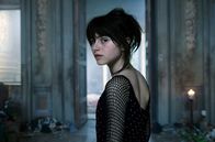 Anna – Anna (Giulia Dragotto) macht sich im Hauptquartier der Jugendbanden auf die Suche nach Astor, der angeblich hierher verschleppt wurde. Sie will mit ihm gemeinsam flüchten. Dabei versucht sie, keine Aufmerksamkeit zu erregen, doch ihr Plan schlägt fehl.