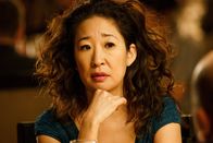 Killing Eve – Nachdem ein hochrangiger chinesischer Beamte in Berlin tot aufgefunden wurde, reist Eve (Sandra Oh) nach Deutschland, um in dem Fall zu ermitteln. Doch die Geheimhaltung der chinesischen Regierung zwingt sie dazu, auf andere Weise an die Informationen zu kommen.