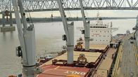 Mega Shippers - Die Cargo-Profis – Die Loire wurde drei Tage lang mit Tonnen von Holzpellets beladen.