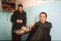 Kommissar Rex – (v.li.) Thierry van Werveke (Zach), Gedeon Burkhard (Alexander Brandtner).
