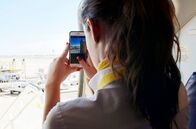 Zero Fucks Given – Auf Instagram postet sie schöne Fotos und inszeniert das Stewardess-Leben als Traumjob.