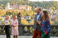 Hotel Heidelberg – Stefan (Stephan Grossmann) und Karin (Susanna Simon) bei der Neueröffnung.