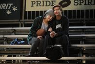 Last Man Standing – Kaitlyn Dever (Eve Baxter), Tye Sheridan (Justin).
