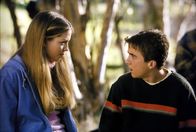 Malcolm mittendrin – Laurie (Lauren Storm), Frankie Muniz (Malcolm).
