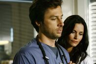 Scrubs - Die Anfänger – Zach Braff (John 'J.D.' Dorian), Courteney Cox Arquette (Dr. Taylor Maddox).