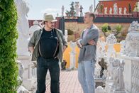 SOKO Leipzig – Moritz (Johannes Hendrik Langer, r.) befragt Uwe Petric (Andreas Anke, l.) zu dem Einbruch letzte Nacht.