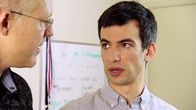 Nathan for You – v.li.: Greg Dohlen, Nathan Fielder