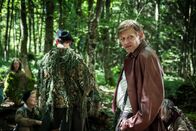 Maloney – Maloney Der letzte Tag Staffel 1 / Folge 5 Maloney ermittelt im Wald Marcus Signer als Philip Maloney Regie: Michael Schaerer Produktion: C-Films AG Kamera: Tobias Dengler Drehbuch: Pascal Glatz Copyright: SRF/Pascal Mora