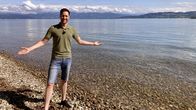 Was kostet... – Moderator Sven Kroll auf seiner Reise zwischen Konstanz und Bregenz nach.