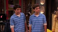 iCarly – v.li.: Fake Freddie (Gabriel Basso), Freddie Benson (Nathan Kress)
