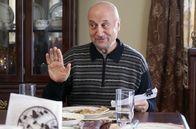 The Big Sick – Für den Familienvater Azmat (Anupam Kher) hat Tradition einen hohen Stellenwert.