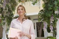 Desperate Housewives – Erinnerungen an alten Zeiten: Mary Alice (Brenda Strong) ...