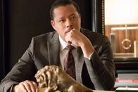 Empire – Cookie versucht mit Angelo, dessen Karriere voranzutreiben, während sie seit ihrem ungeplanten Zusammentreffen mit Lucious (Terrence Howard) immer noch von Schuldgefühlen geplagt wird ...